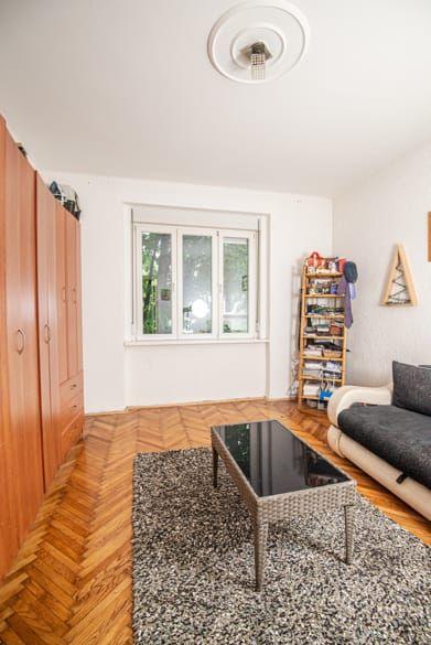 Квартира, 1033 м², 256 000$ — FAKTOR